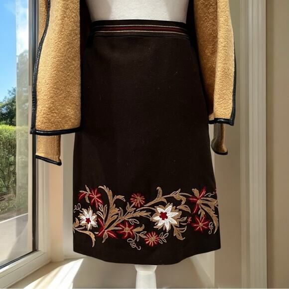 NEW Ann Taylor Loft Wool Classic Tailored Embroidered Floral A-line Skirt 4P - Picture 2 of 14